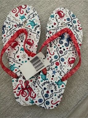 NWT Vera Bradley Red Sea Life Patterned Flip Flops - Large 9/10